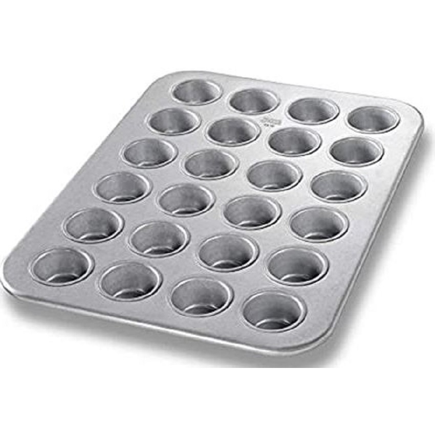 Chicago Metallic Glazed Aluminized Steel 12 Cup Jumbo Muffin Pan