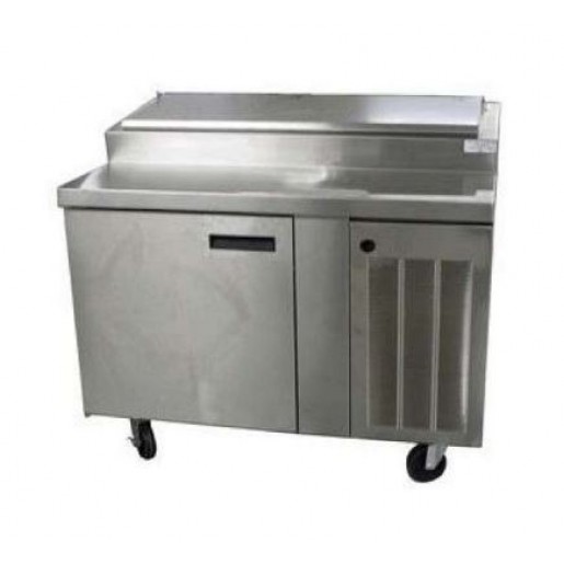 Delfield - 48 in. Refrigerated Pizza Prep Table 48 in. for 6 pans 1/3