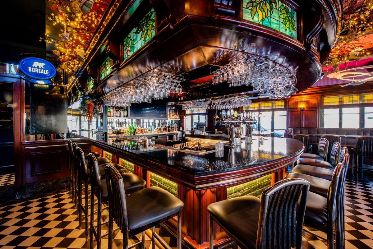 D'Orsay Pub / #CanadaDo / Best Bars in Quebec